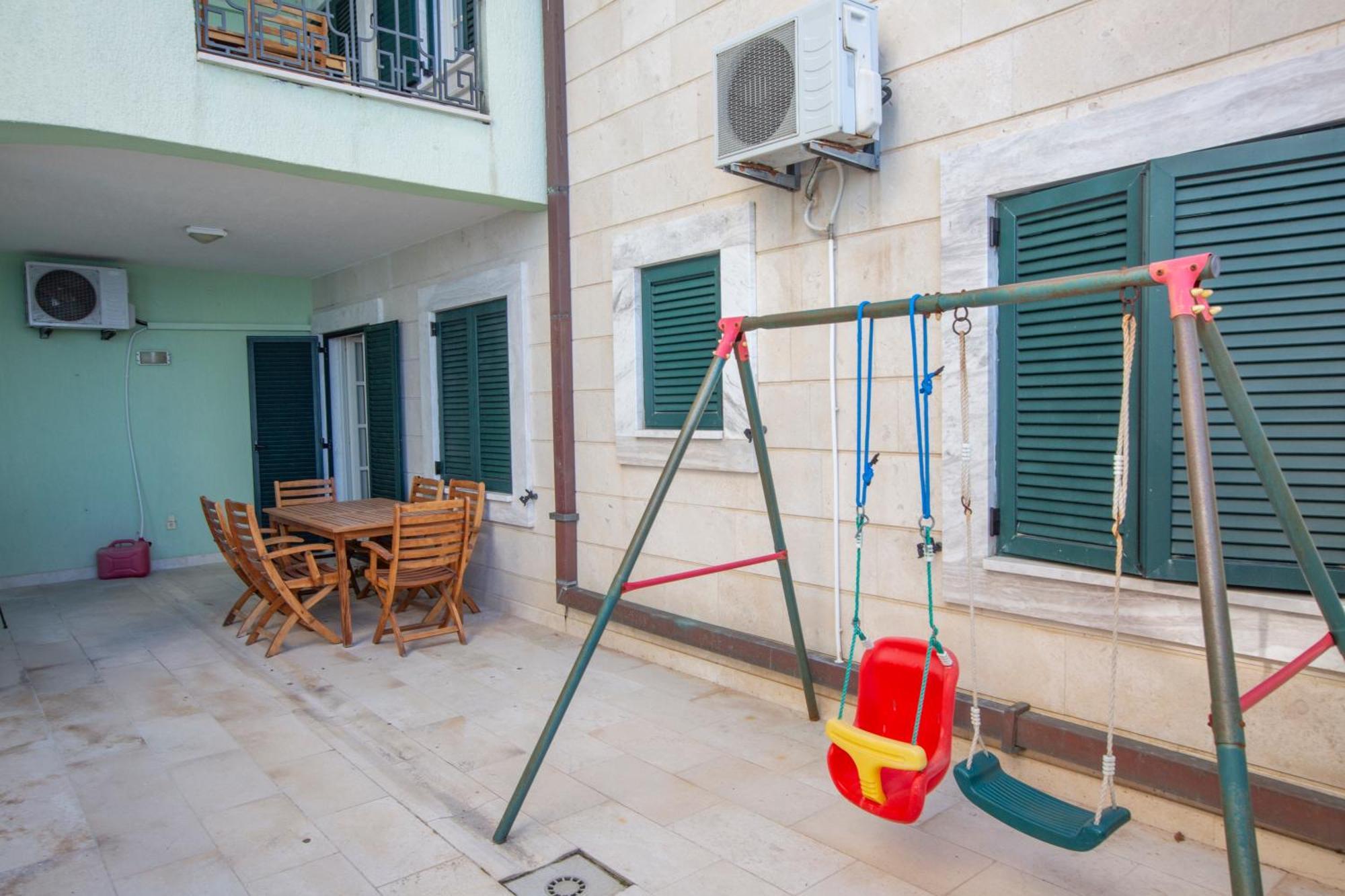 Montesan Luxury Apartment Beach Front Ilha Ilha Sveti Stefan Exterior foto