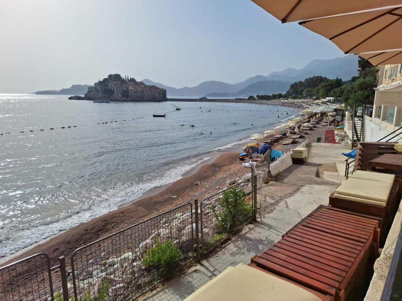 Montesan Luxury Apartment Beach Front Ilha Ilha Sveti Stefan Exterior foto