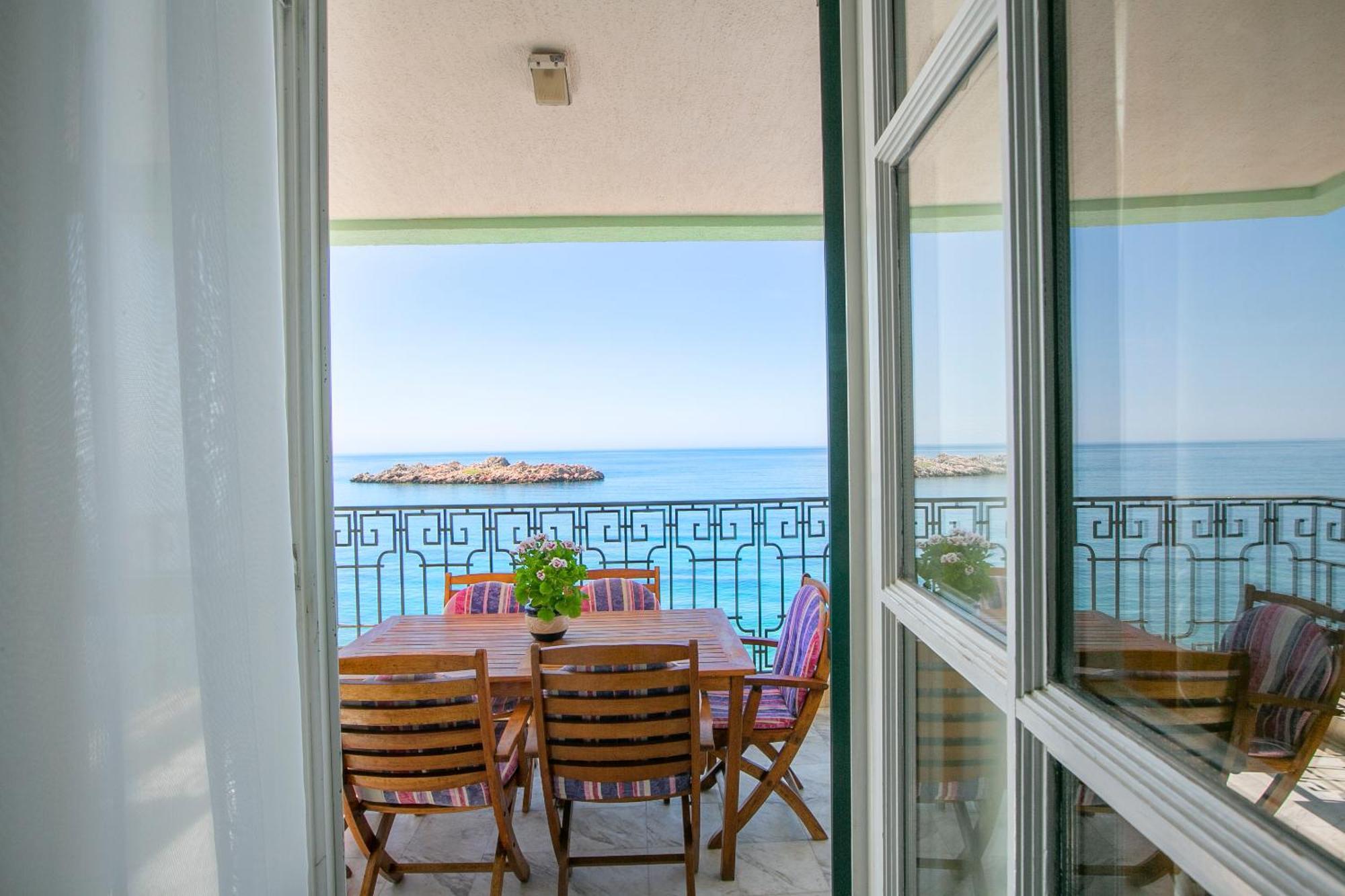 Montesan Luxury Apartment Beach Front Ilha Ilha Sveti Stefan Exterior foto